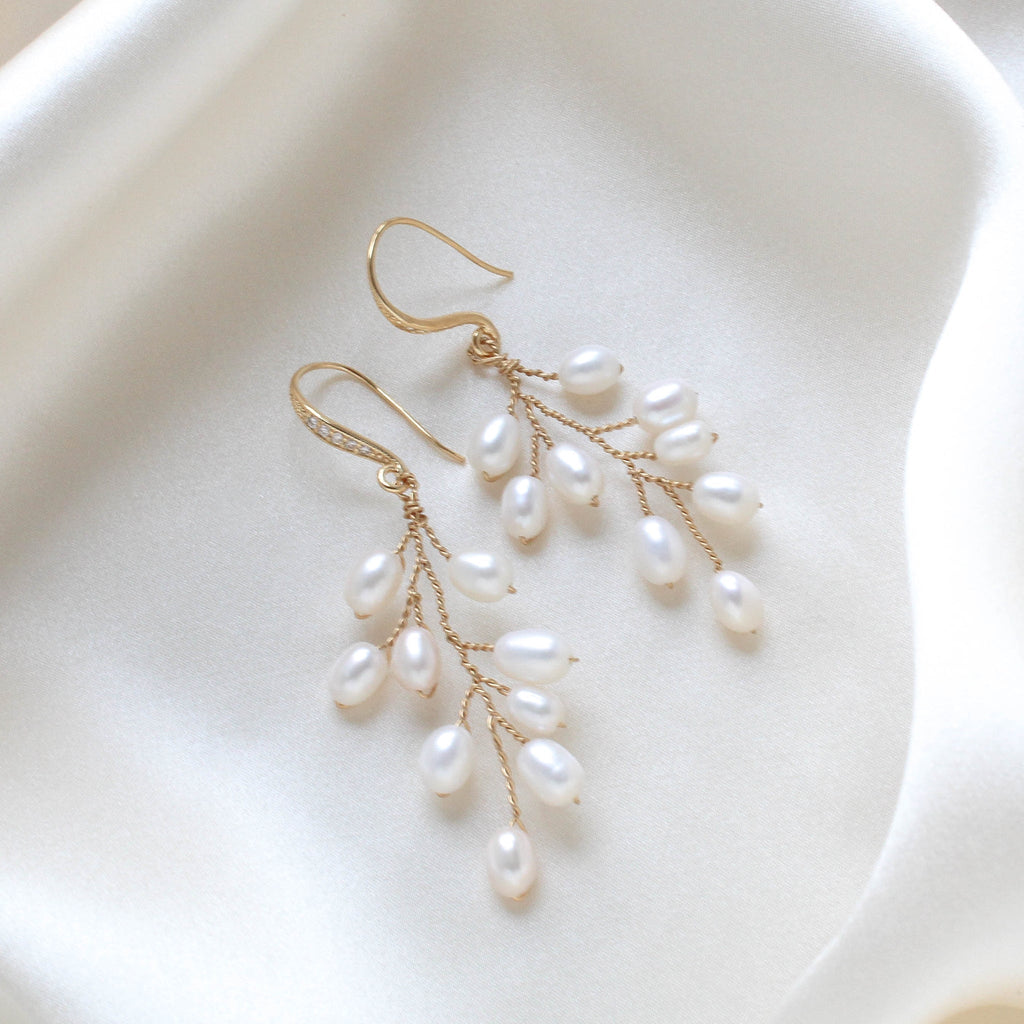 Gold pearl vine earrings - KACIE - Treasures by Agnes