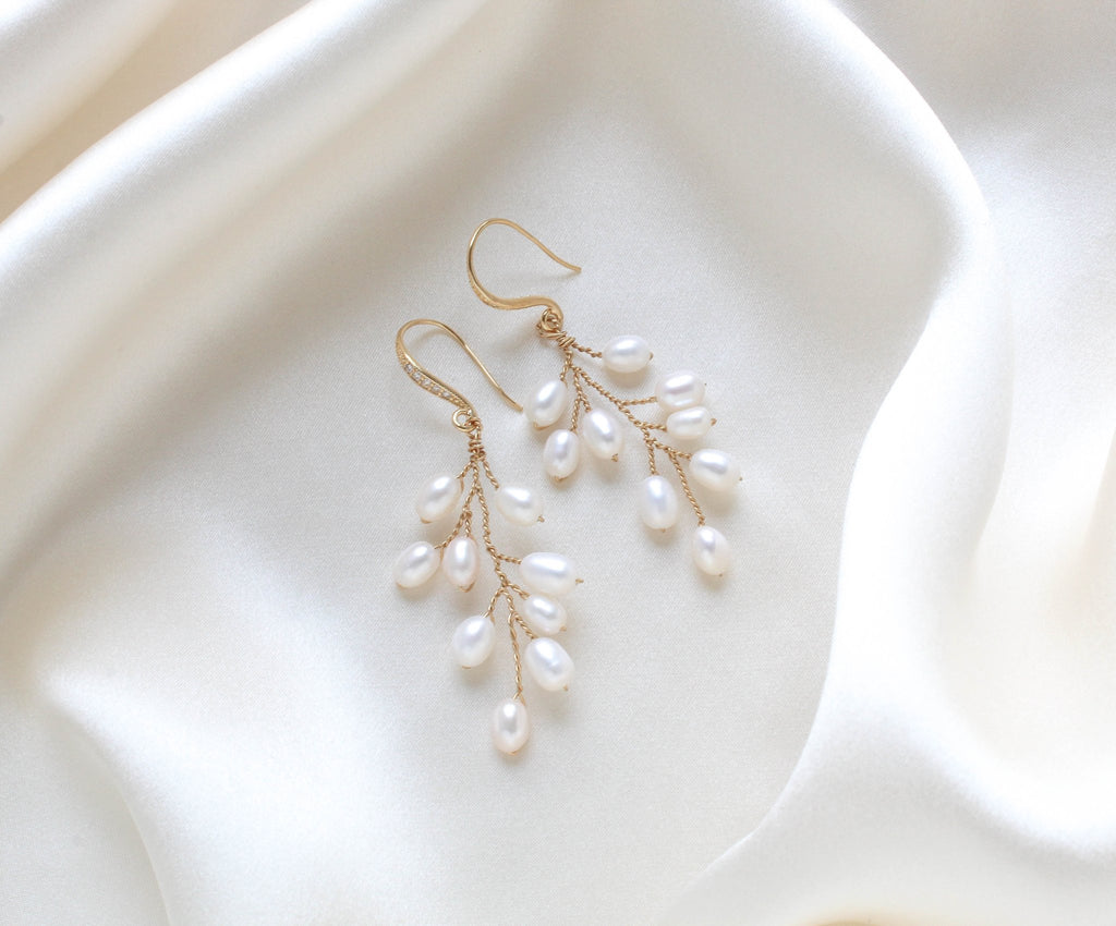 Gold pearl vine earrings - KACIE - Treasures by Agnes