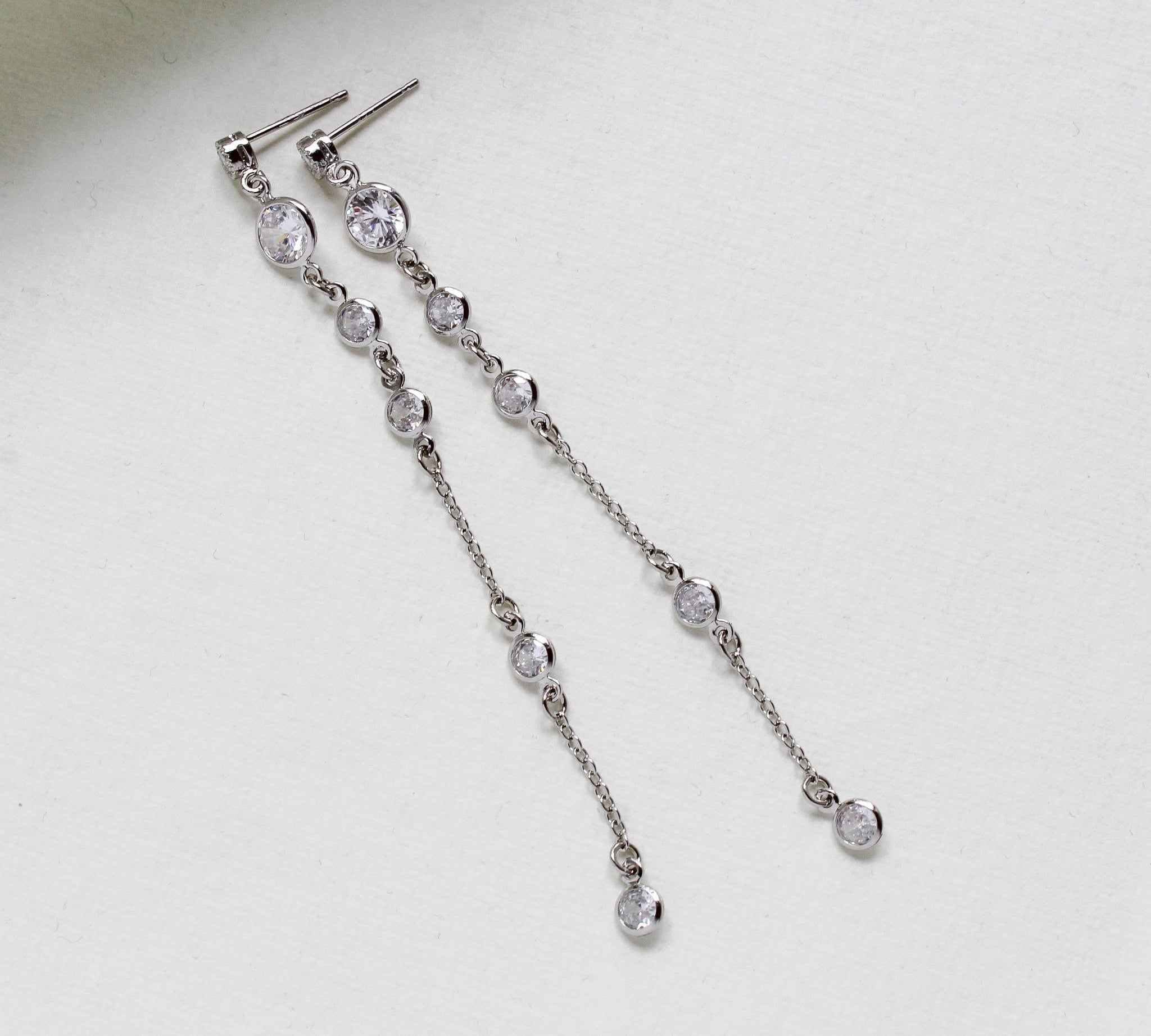 Long Minimalist earrings with simulated diamonds - SERENITY - Treasures by Agnes