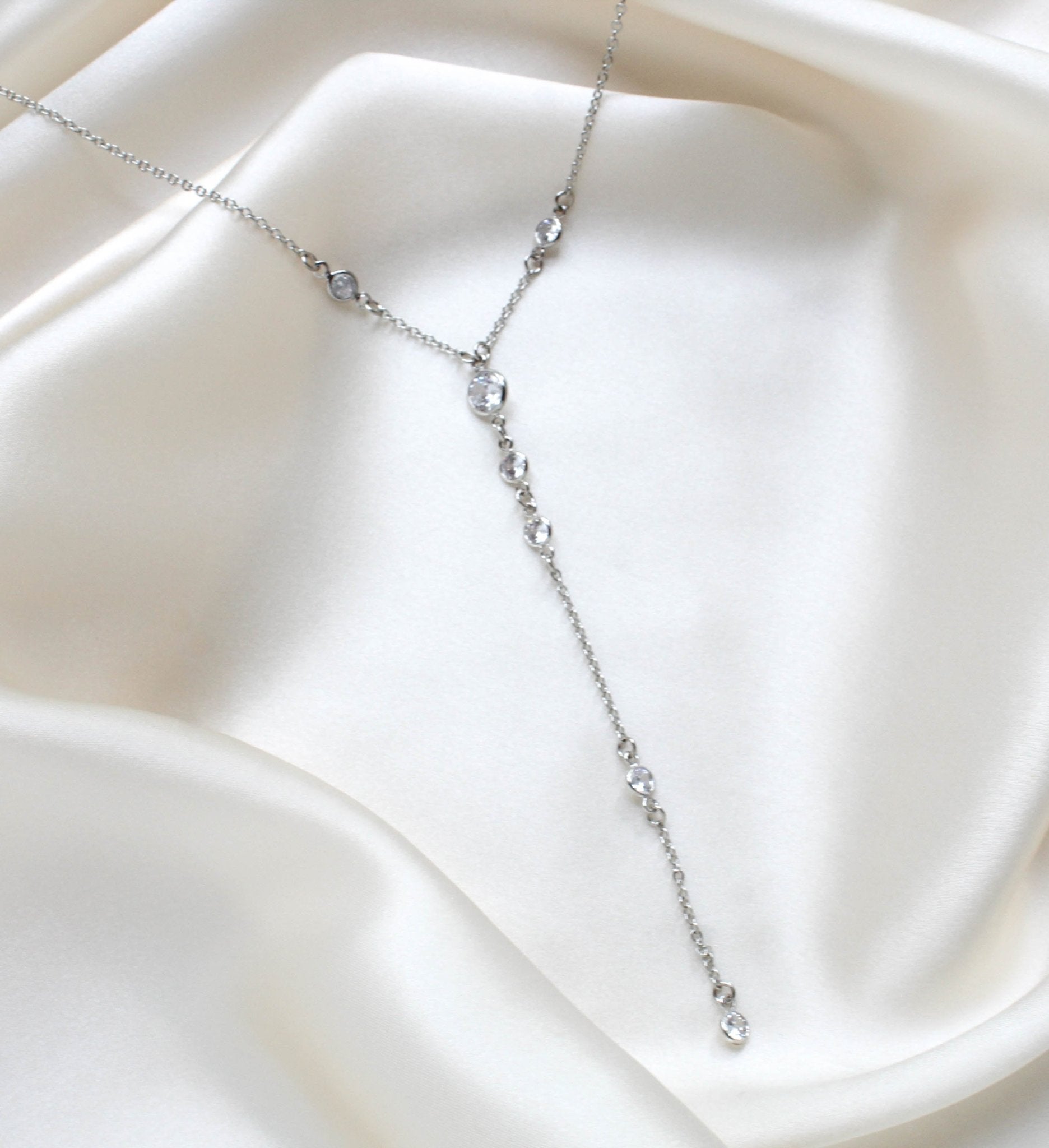 Simple Y style necklace with simulated diamonds - SERENITY - Treasures by Agnes