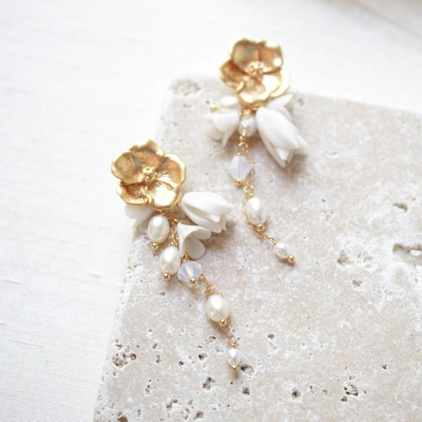 Freshwater pearls Floral earrings for Bride - CALLIE - Treasures by Agnes